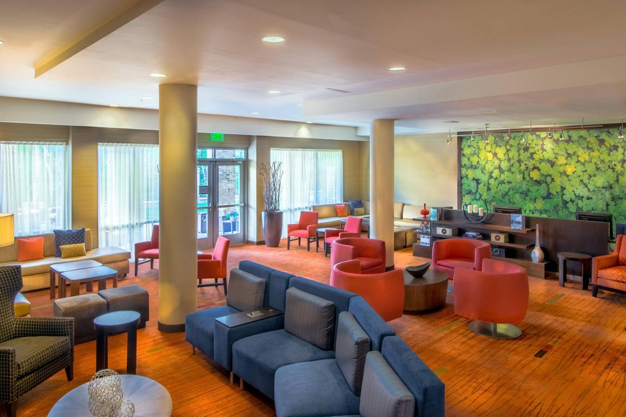 Courtyard By Marriott Charleston Downtown/Civic Center Otel Dış mekan fotoğraf